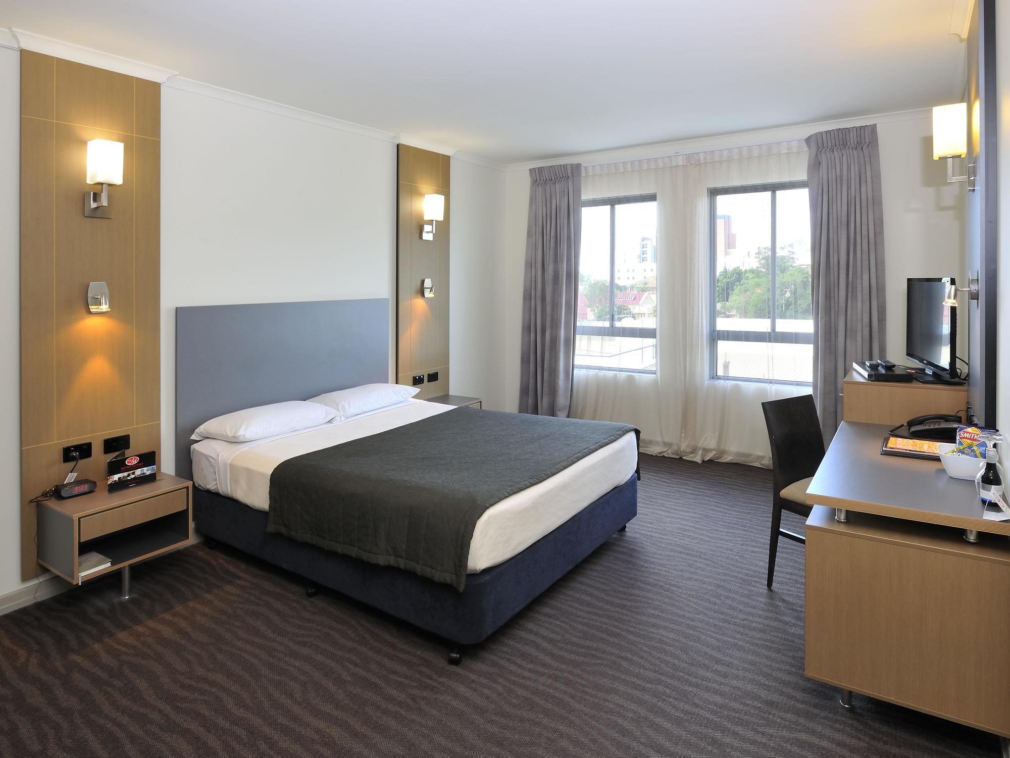 Metro Hotel Ipswich International Экстерьер фото